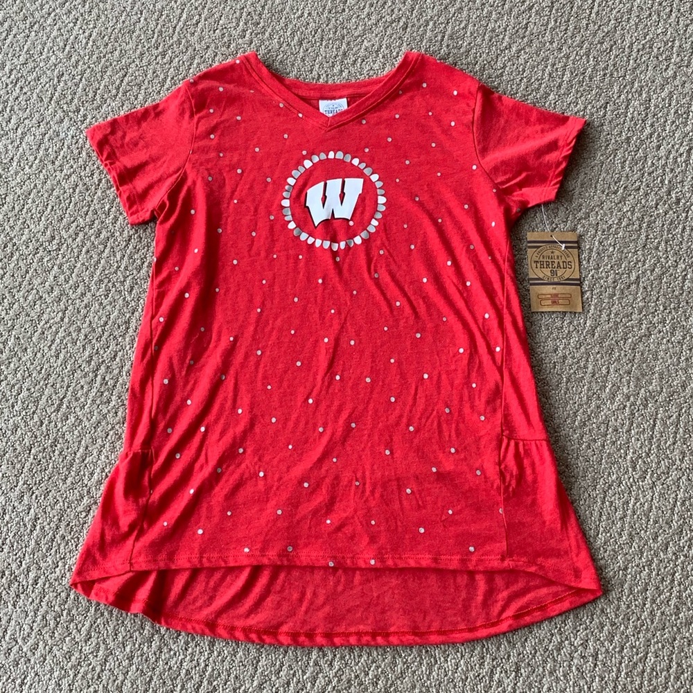 NWT Knights Apparel Wisconsin Badger T-Shirt